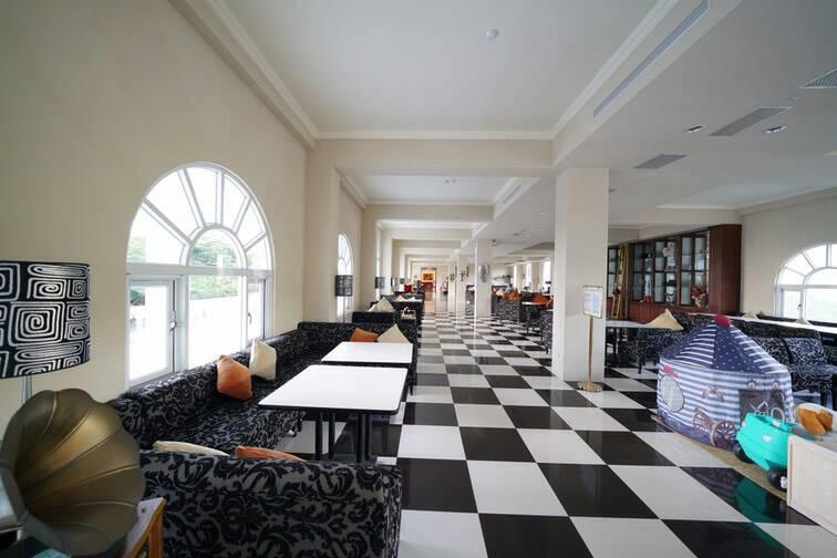 Empire Pacific Castle Hotel Jangmej Kültér fotó