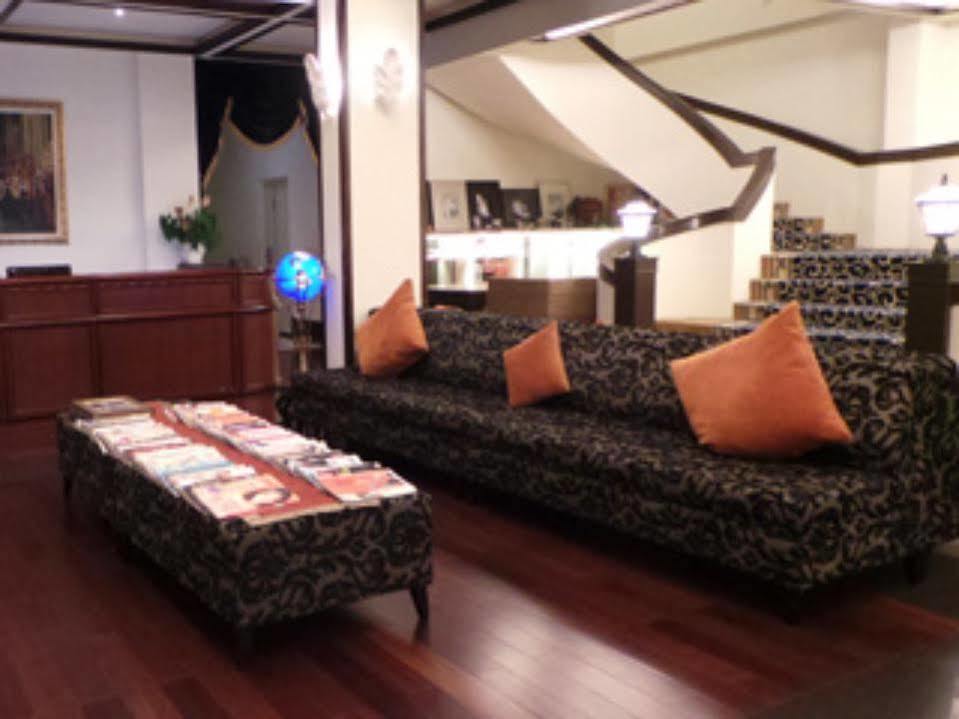 Empire Pacific Castle Hotel Jangmej Kültér fotó